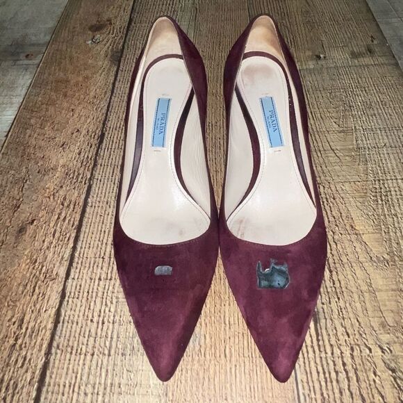 💕 Prada suede pumps **damaged** - Picture 1 of 13